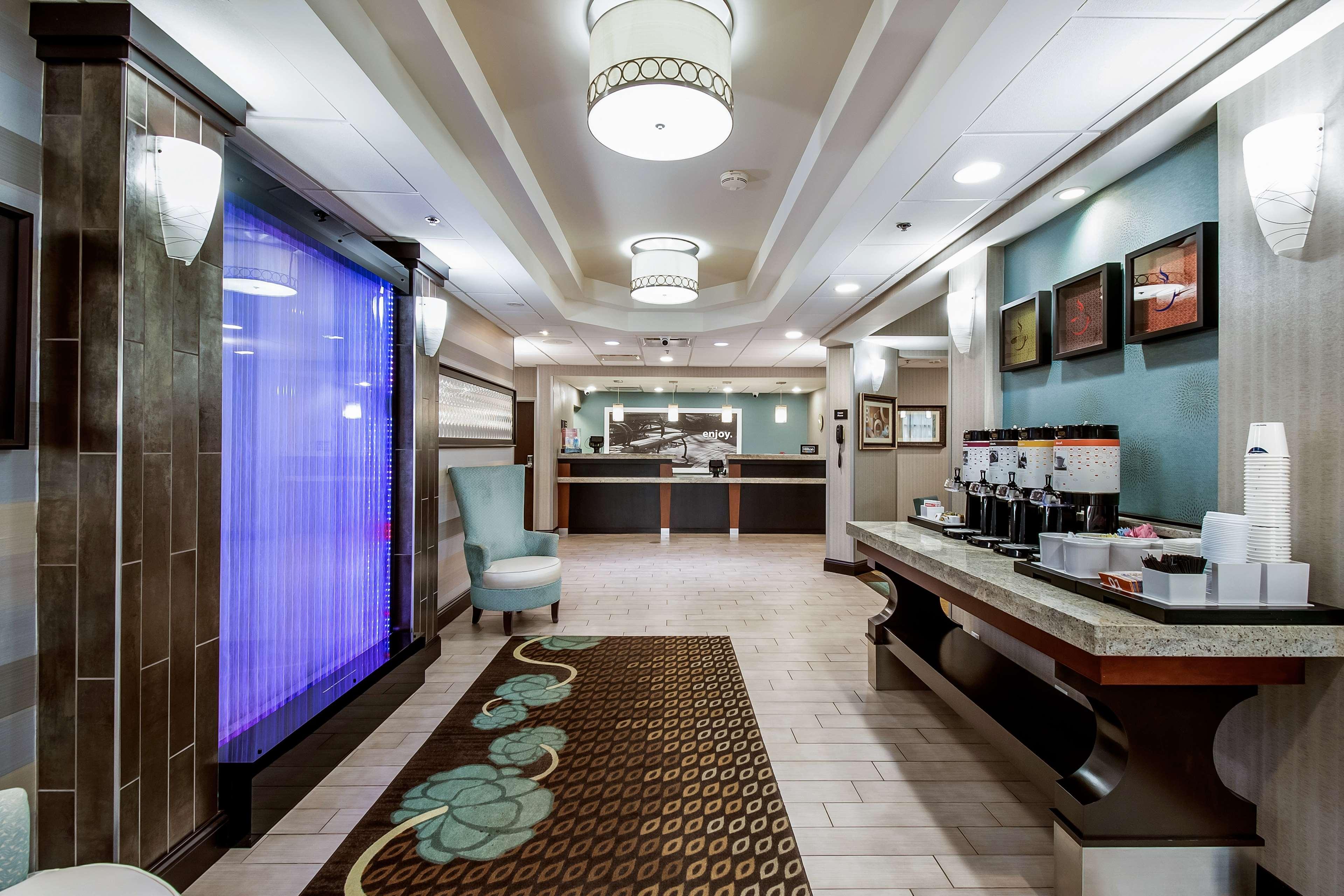 Hampton West 3*