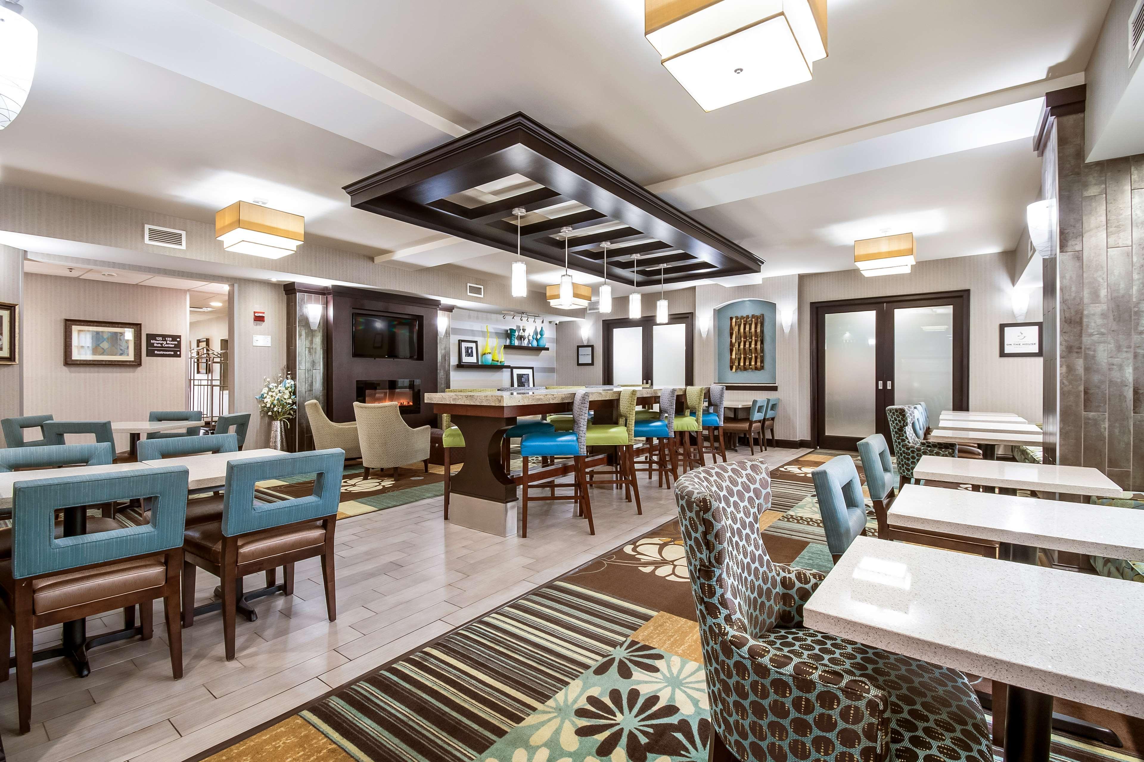 Hotel Hampton West