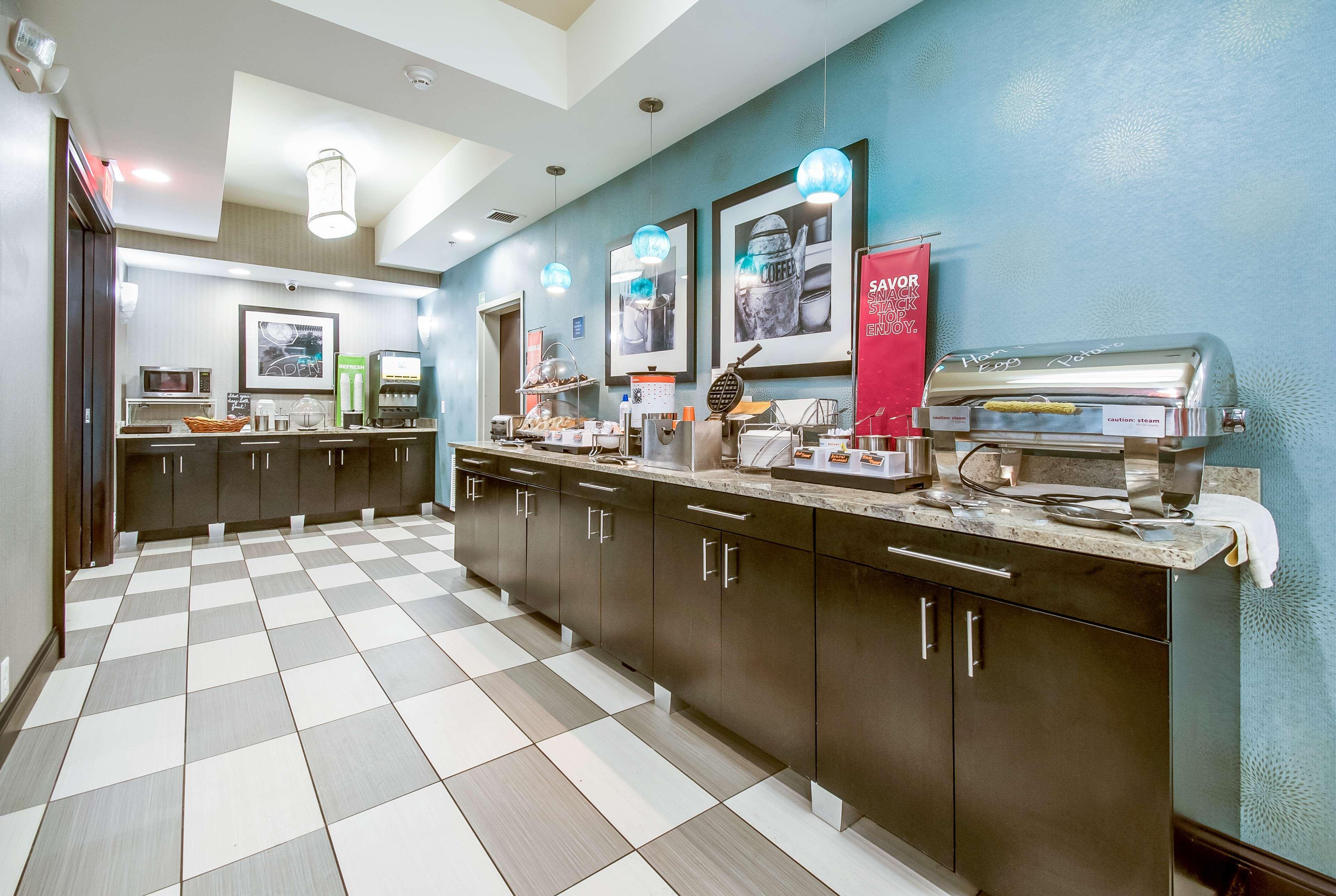 Hotel Hampton West Columbus