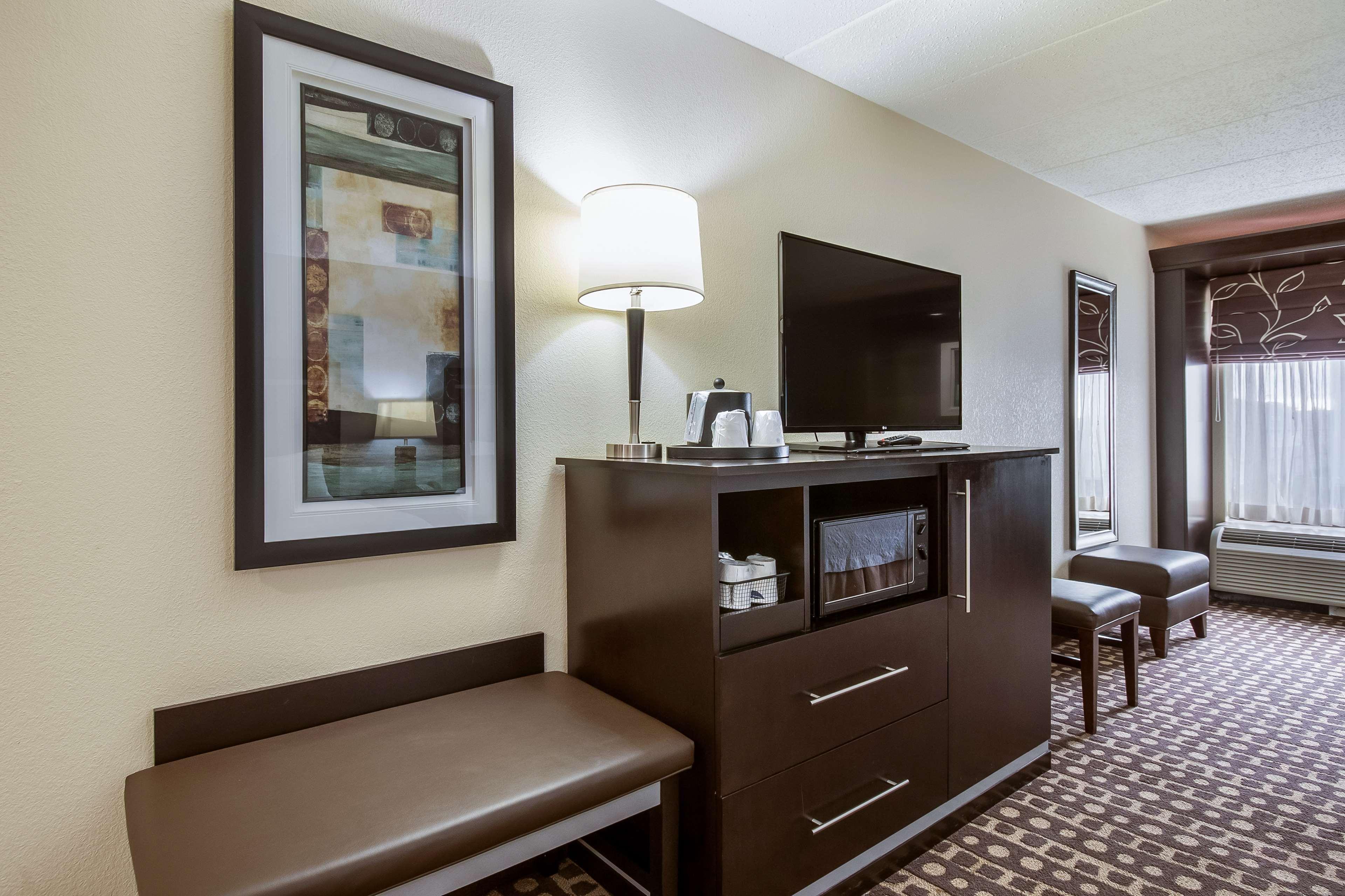 Hotel Hampton West