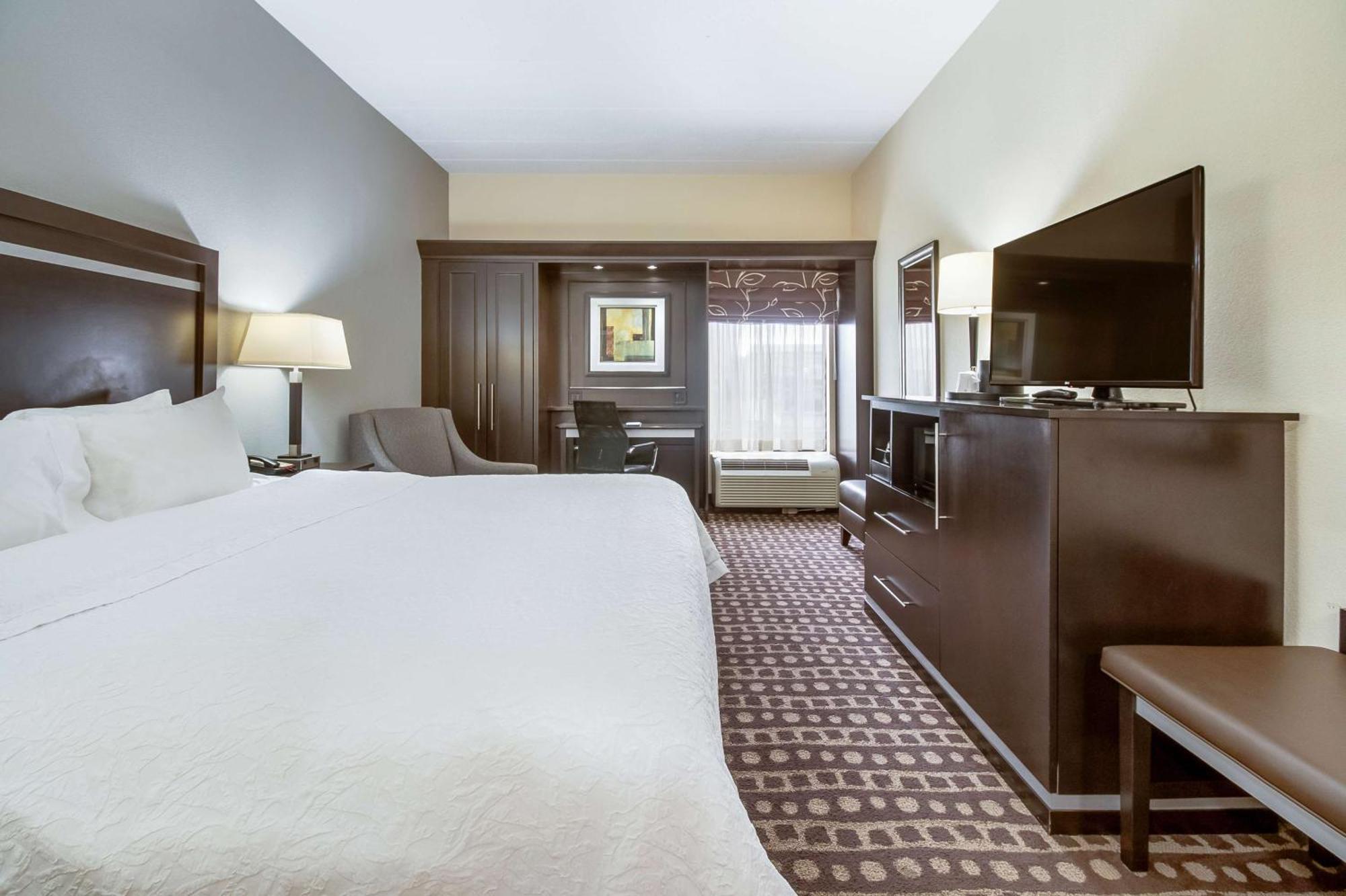 Hampton West 3* Columbus
