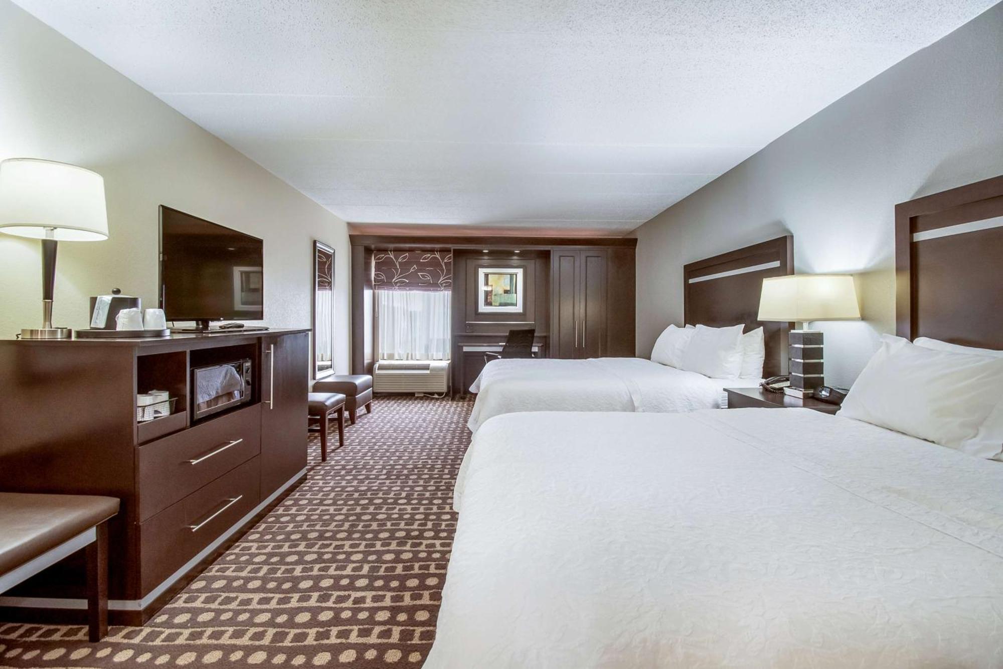 Hampton West 3* Columbus