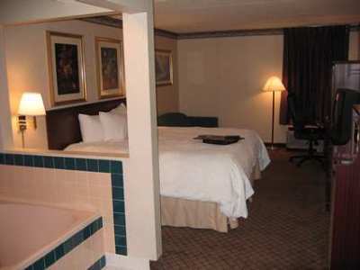 Hampton West 3* Columbus
