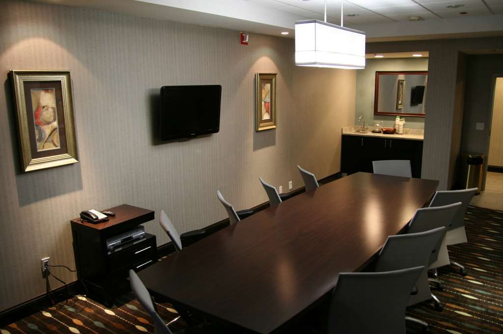 Hotel Hampton West Columbus